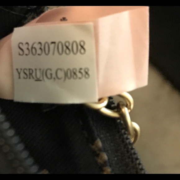 Juicy Couture Keychain and Cardholder - Picture 4 of 6